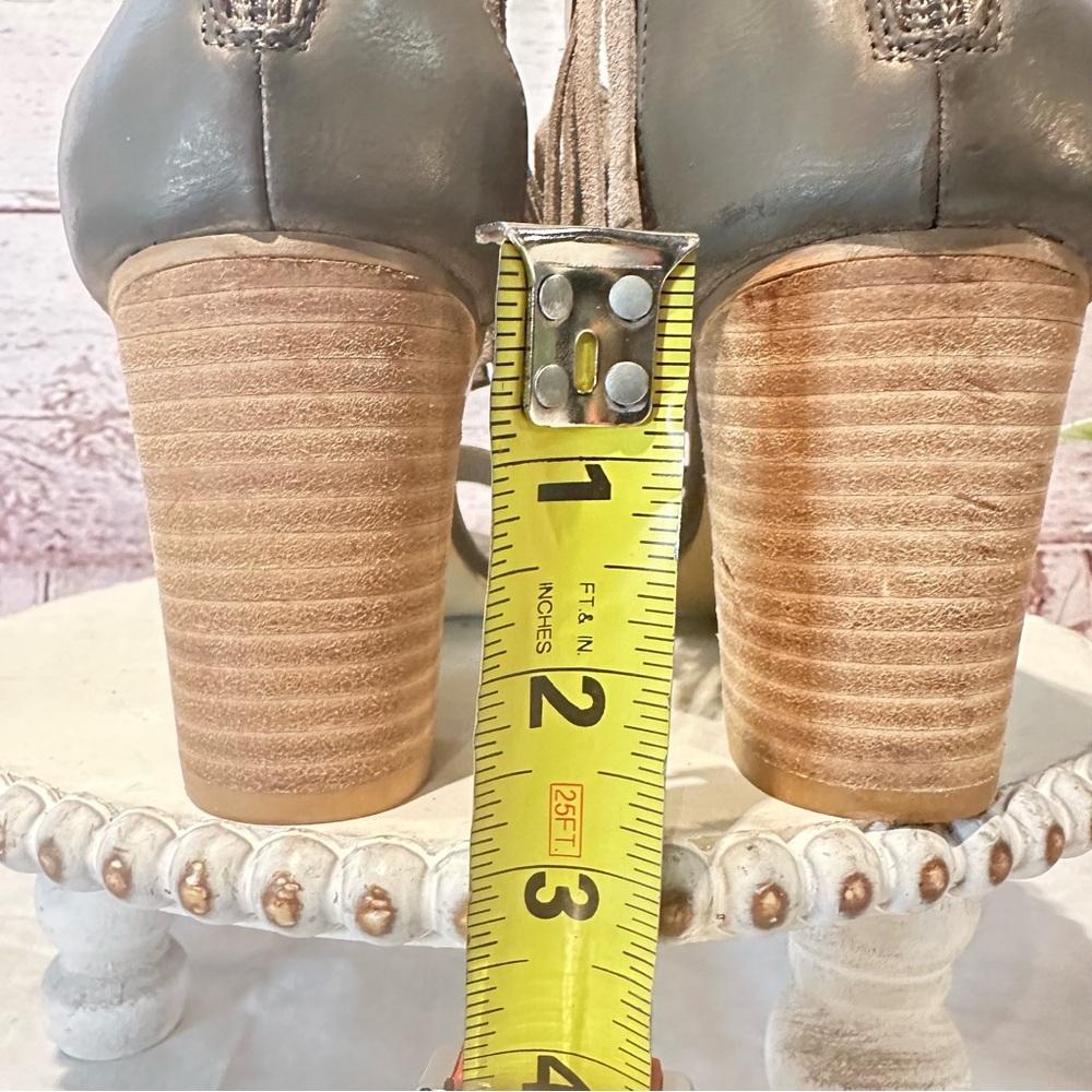 A.S.N.Y Fringed Tasseled Ankle Strap Taupe Green 3” Block Heel Sandal Size 9 - Picture 7 of 11
